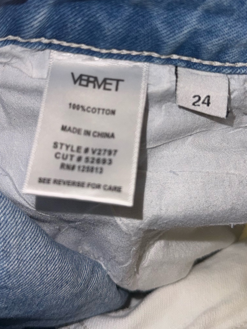 Two-Tone White and Light Blue Cropped Distressed Jeans - Picture 10 of 10